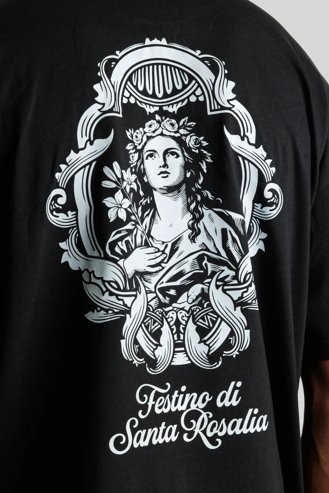T-shirt Santa Rosalia noir, détail du motif au dos