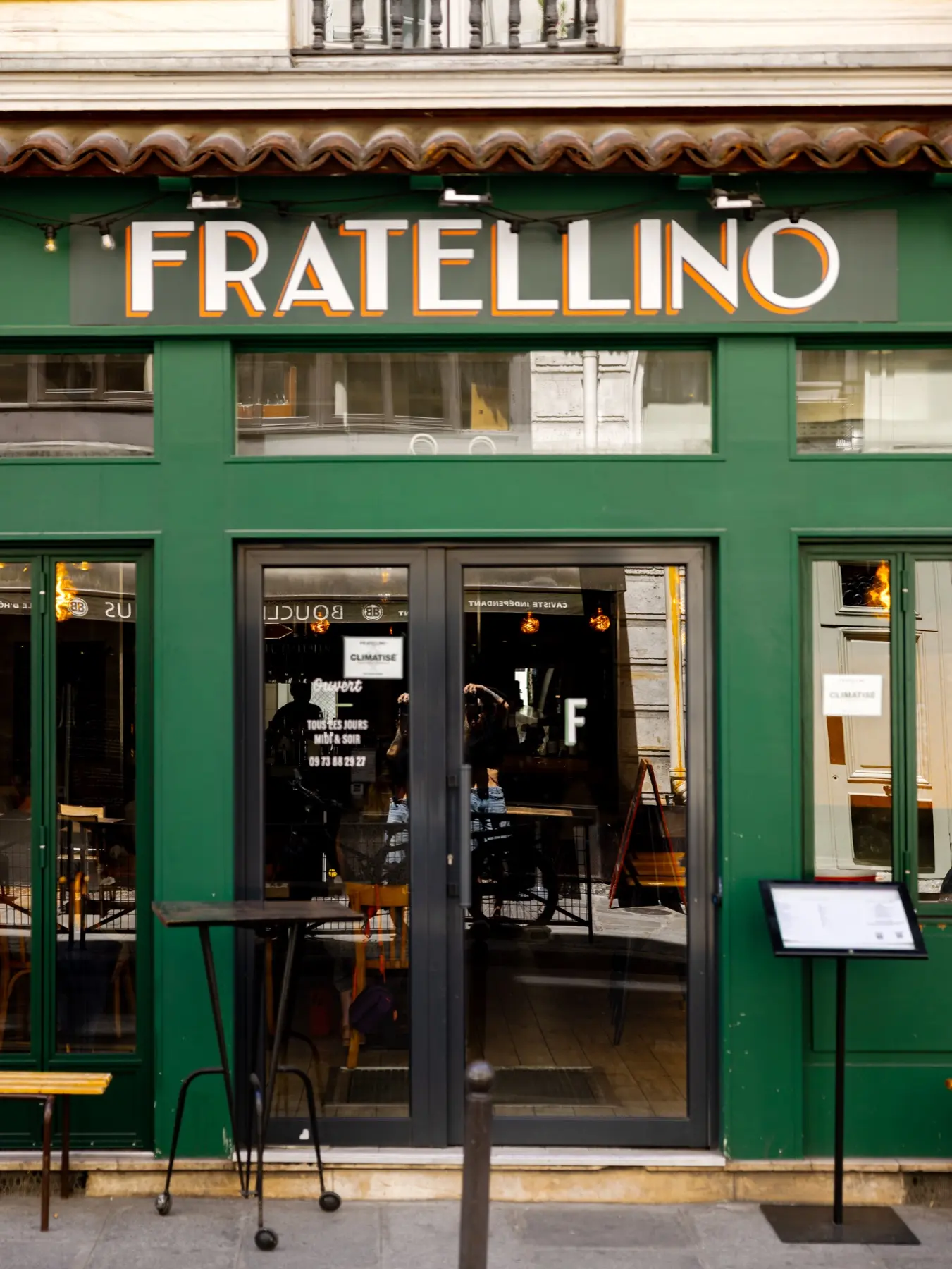 La facciata verde del ristorante Fratellino